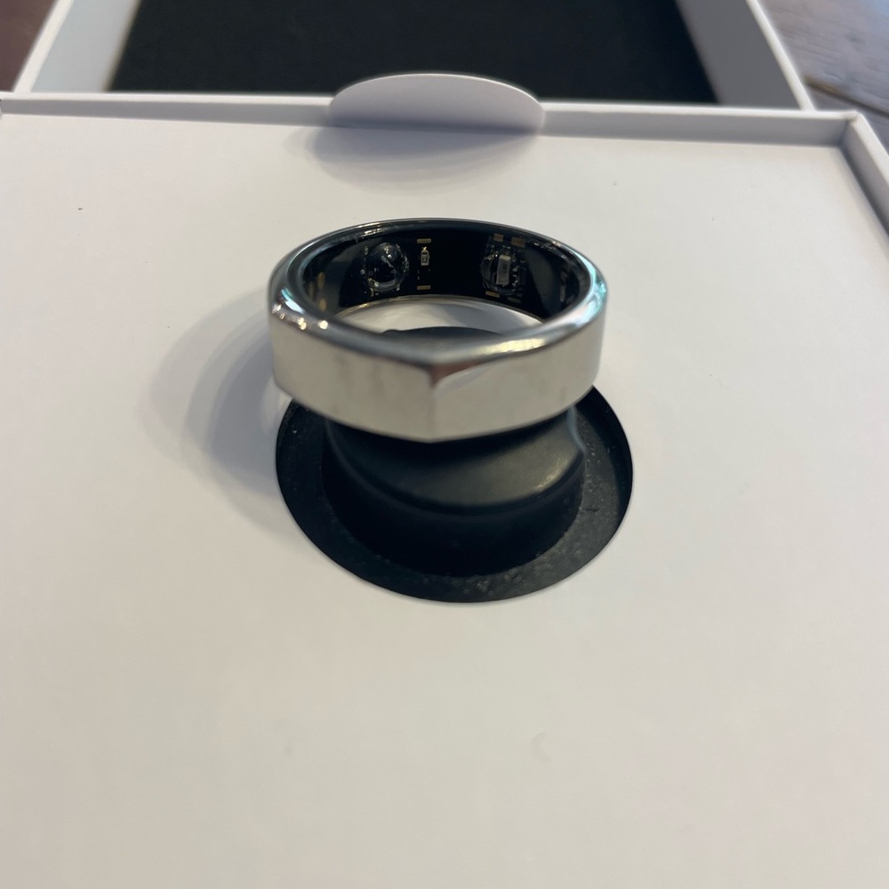Oura Ring - Gen3 Size 13 - Heritage Silver